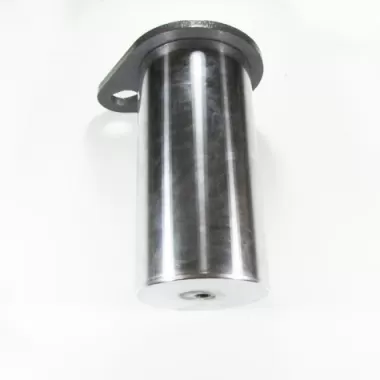 Sworzeń łącznika łyżki do ładowarek VOLVO L150, L180 - 15001857